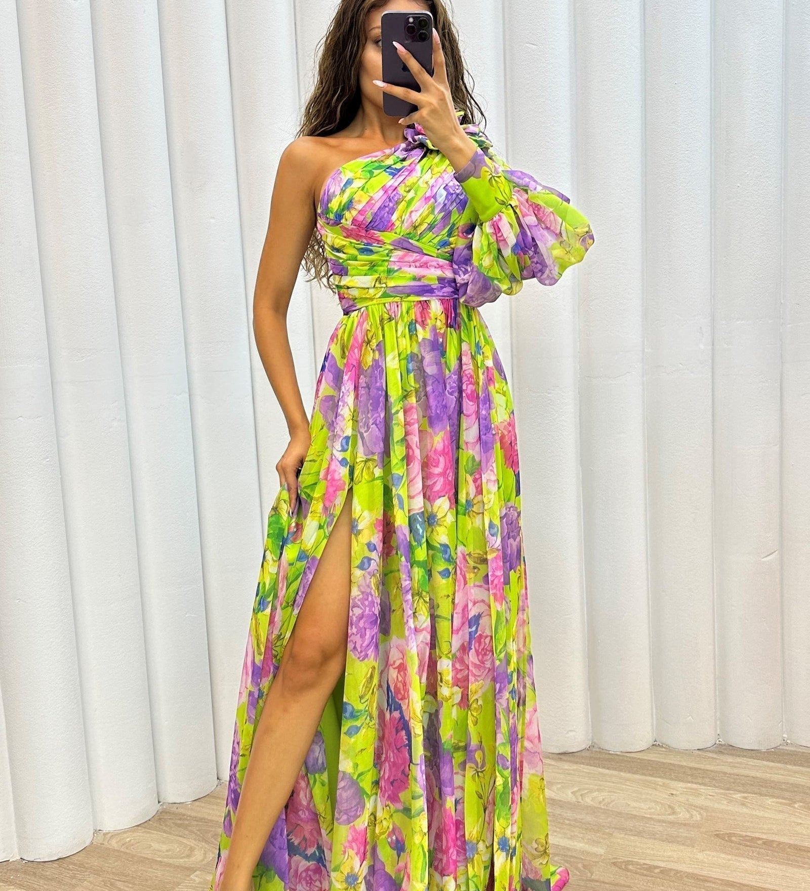 TEREZA | Elegantní a Plynulé Šaty