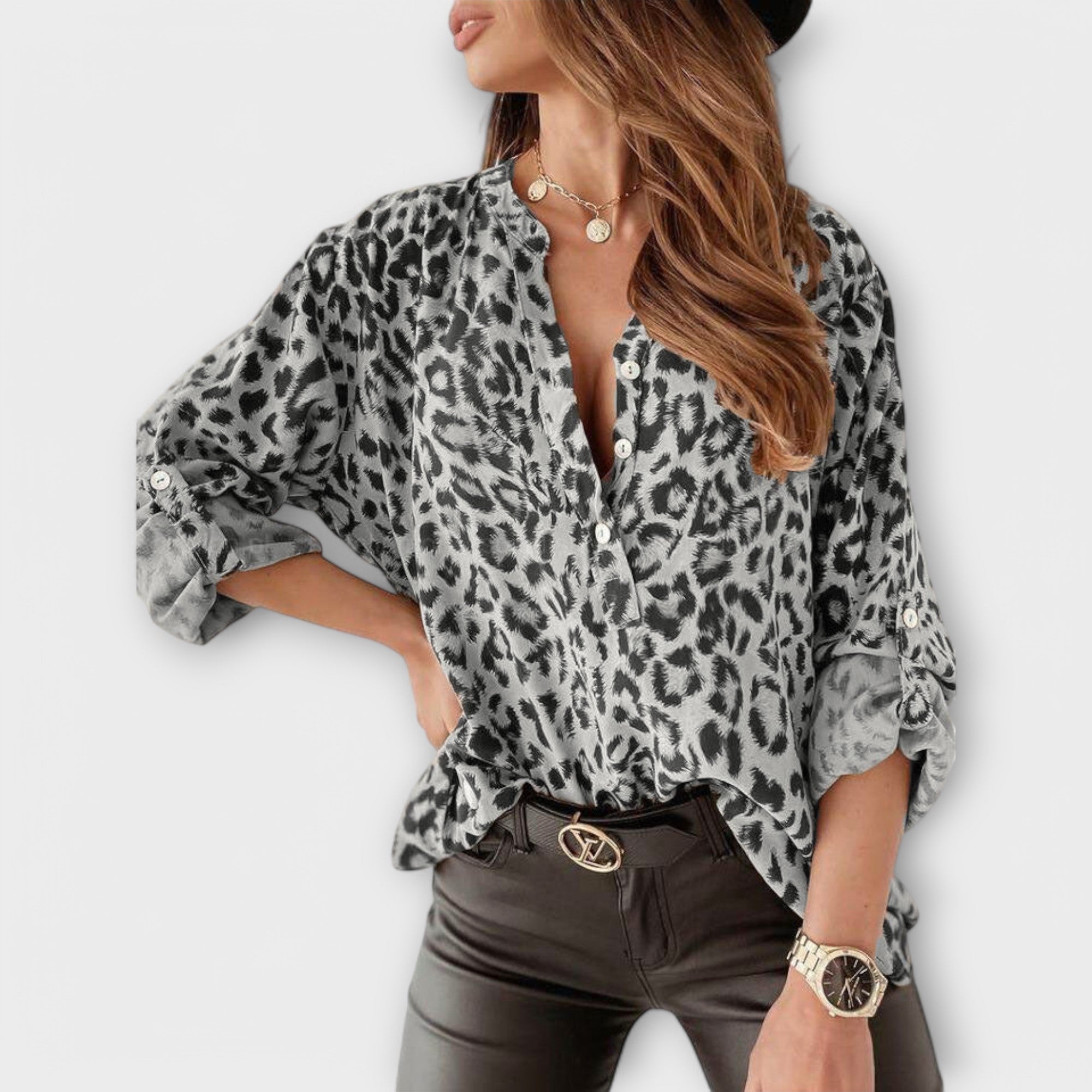 Viktorie | Moderní blůza s leopardím potiskem