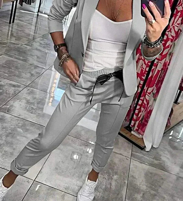 Amálie | Elegantní souprava
