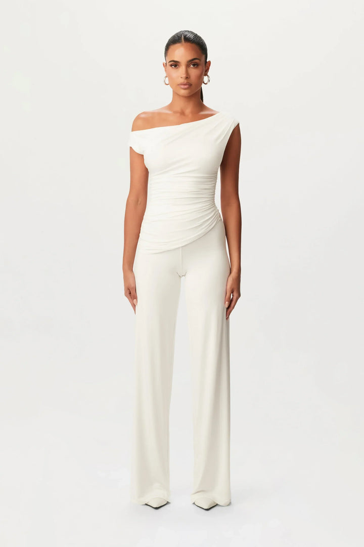 Amálie Oheň - Elegantní Asymetrický Set