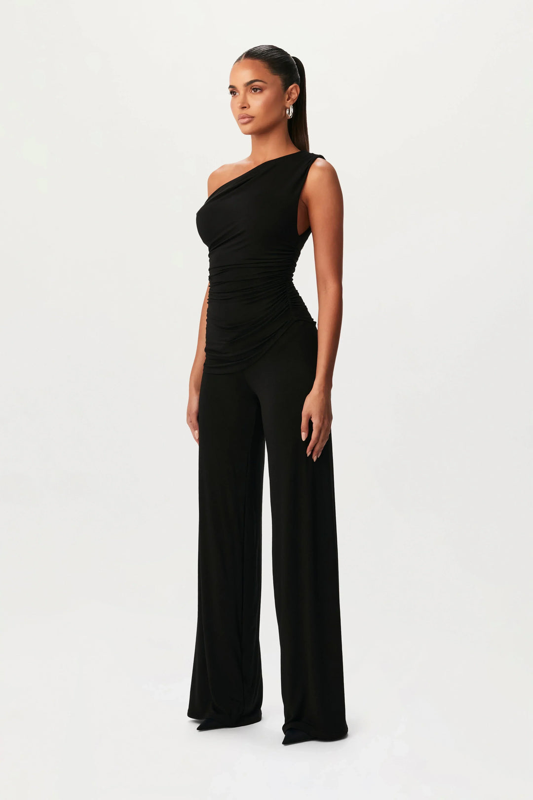 Amálie Oheň - Elegantní Asymetrický Set