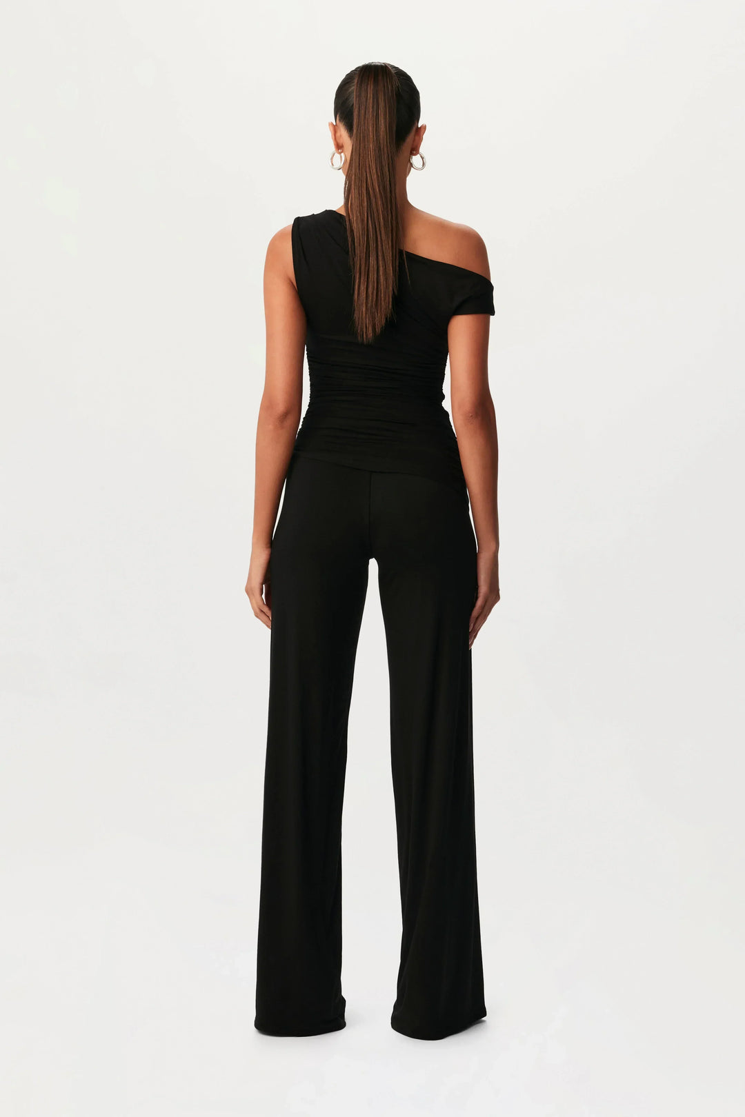 Amálie Oheň - Elegantní Asymetrický Set
